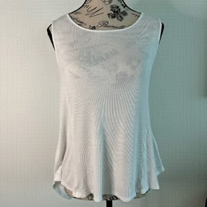 Cable & Gauge white back tie tank top size M (0139)